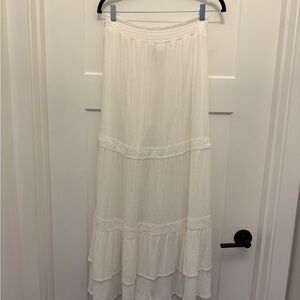 Arizona Jean Company White Maxi Skirt